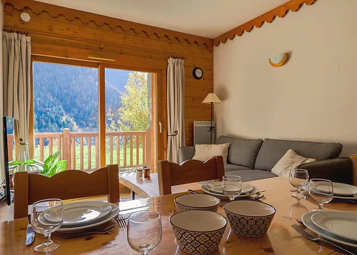 Mouflon, 4/6 Personnes Piscine, * La Plagne