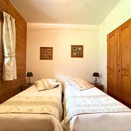 Mouflon, 4/6 Personnes Piscine, * La Plagne