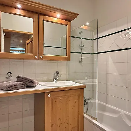 Mouflon, 4/6 Personnes Piscine, Vakantiehuis La Plagne